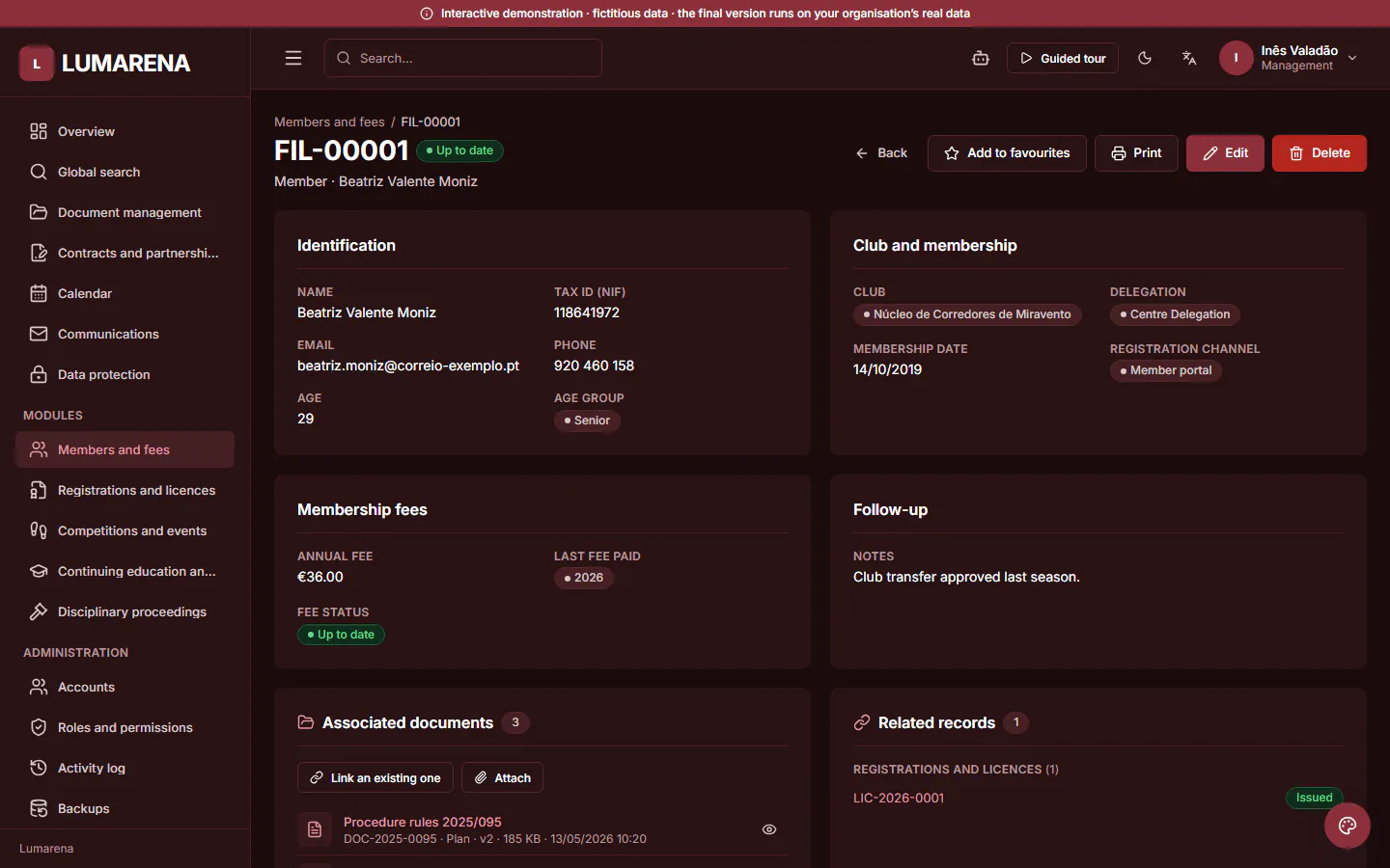ForAssociations demo, record details: The member record. Club, delegation, age group and fees, with the related season licence and training. Fictitious data.
