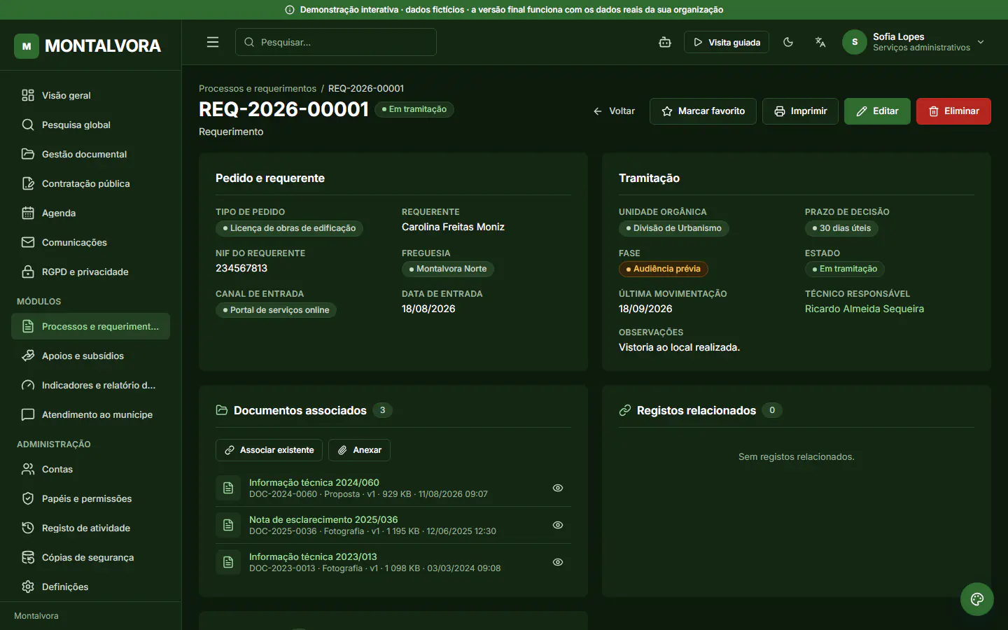 Demonstração ForGov, ficha de um registo: Licença de obras em audiência prévia. O processo reúne o pedido, o requerente, a fase, o prazo de decisão e os documentos associados. Dados fictícios.